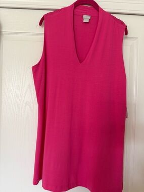 Brand New Chico's Sleeveless V-Neck Tunic in Brilliant Fuschia